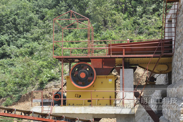 江西南昌顎式破碎機(jī)PEF200*300哪里有？市場報(bào)價(jià)多少